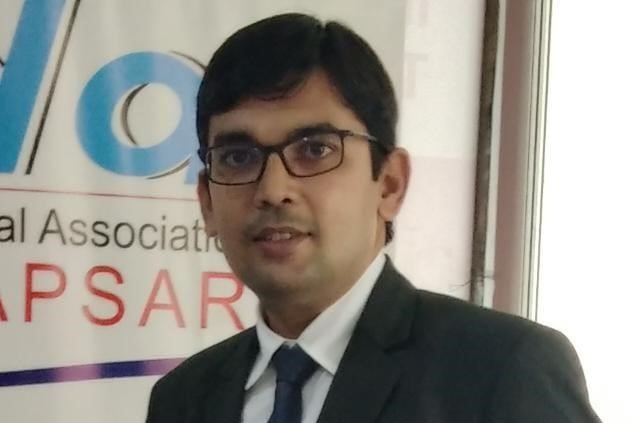 Dr Rohit Gandhi
